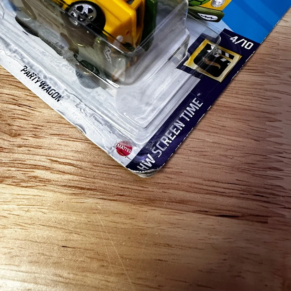 Hot Wheels TMNT Party Wagon HW Screen Time 4/10 Yellow Diecast Van GRX96 2021